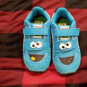 Cookie monster pumas